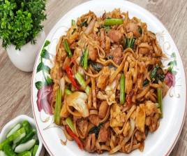 Mie goreng ayam 
